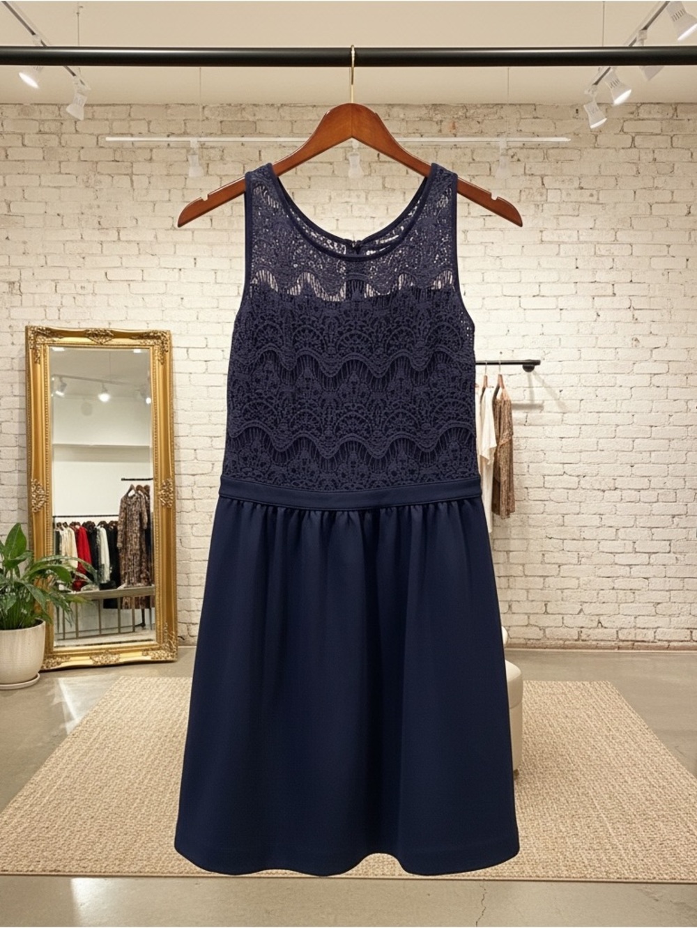 Lilly Pulitzer Navy Lace Bodice Sleeveless Dress size medium